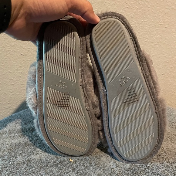 Loft Slippers - Picture 2 of 3